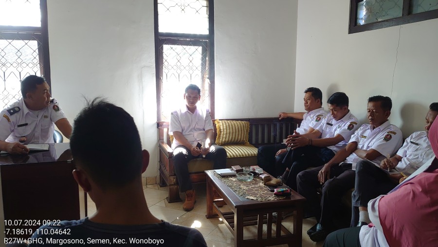 Koordinasi Perangkat Desa Semen